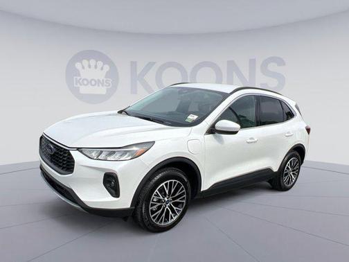 2025 Ford Escape PHEV SE