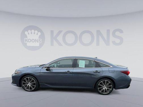 2019 Toyota Avalon XSE