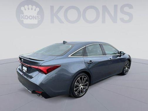 2019 Toyota Avalon XSE