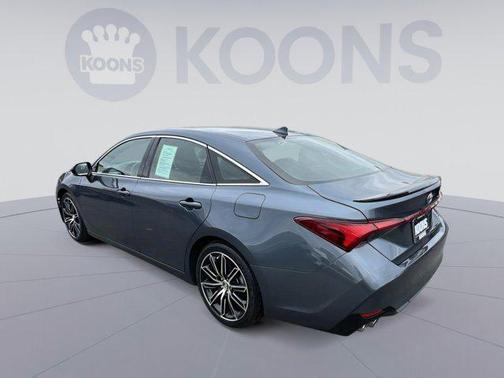 2019 Toyota Avalon XSE