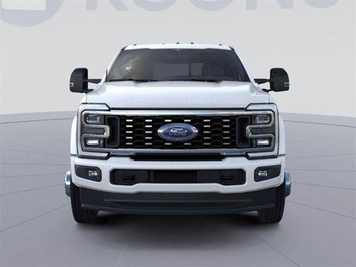 2025 Ford F-450 Platinum