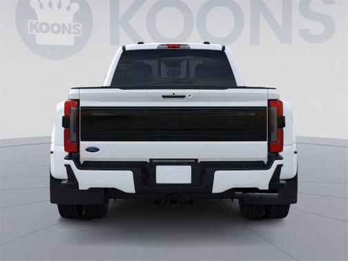 2025 Ford F-450 Platinum