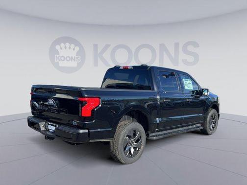 2024 Ford F-150 Lightning XLT