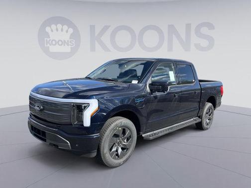 2025 Ford F-150 Lightning LARIAT