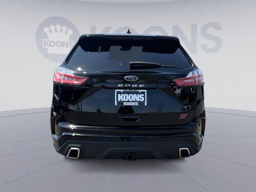 2024 Ford Edge ST