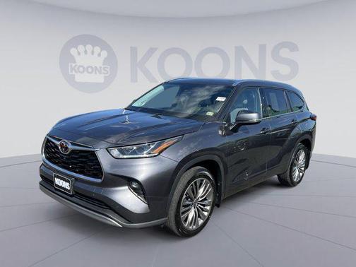 2021 Toyota Highlander Platinum