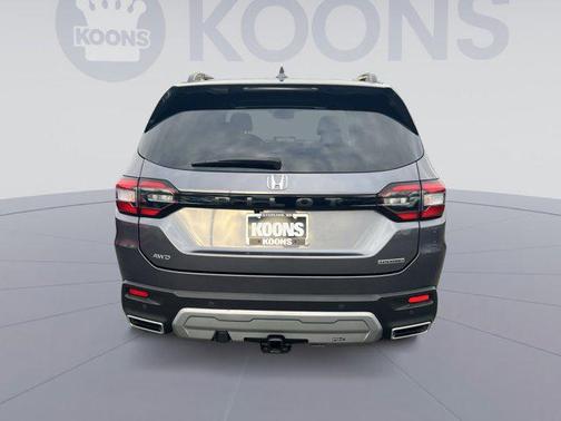 2024 Honda Pilot Touring 8-Passenger