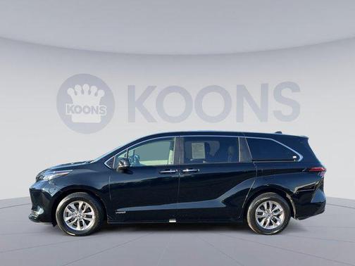 2021 Toyota Sienna XLE 7 Passenger