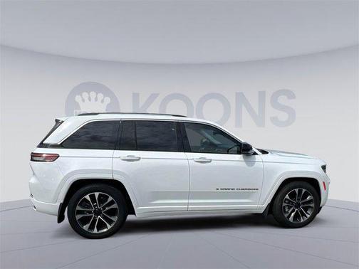 2022 Jeep Grand Cherokee Overland