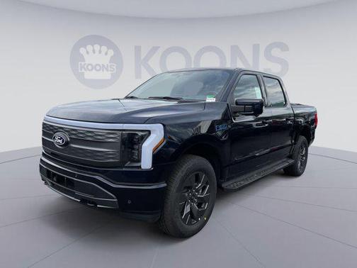 2025 Ford F-150 Lightning LARIAT