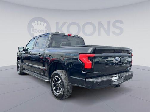 AGATE BLACK METALLIC 2023 Ford F-150 Lightning XLT