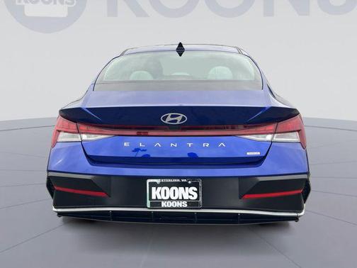 2025 Hyundai ELANTRA HEV Limited