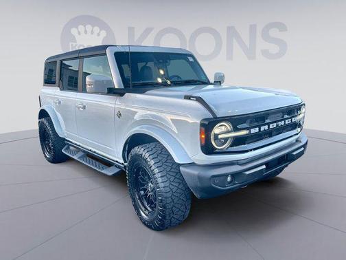 2022 Ford Bronco Outer Banks