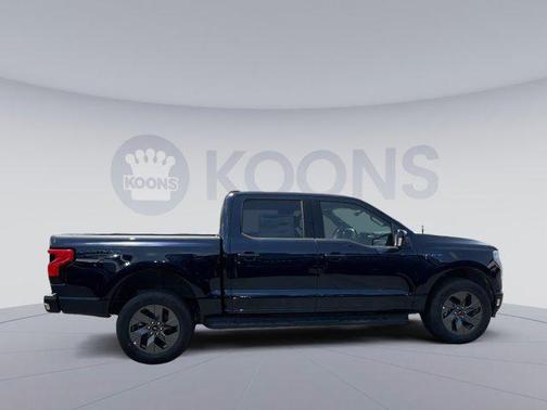 2025 Ford F-150 Lightning LARIAT