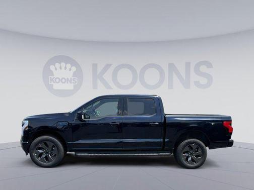2025 Ford F-150 Lightning LARIAT