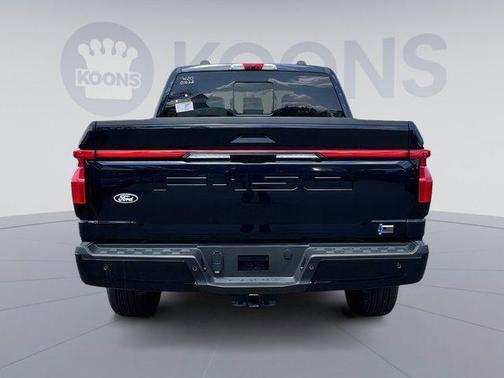 2025 Ford F-150 Lightning LARIAT