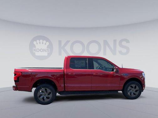 2025 Ford F-150 Lightning LARIAT