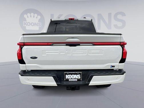 2023 Ford F-150 Lightning LARIAT