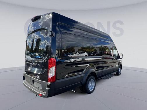 2025 Ford Transit-350 XLT