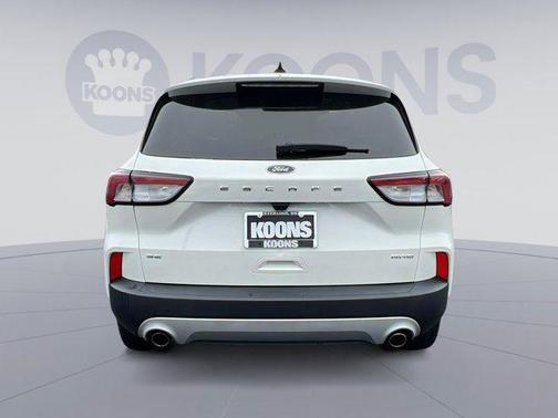 2021 Ford Escape SE