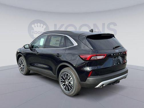 2025 Ford Escape SE