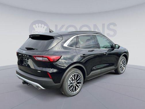 2025 Ford Escape SE
