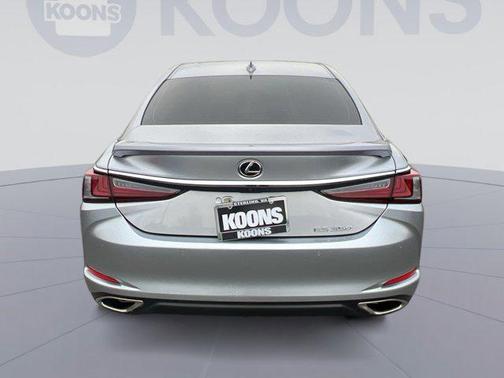 2022 Lexus ES 350 Base