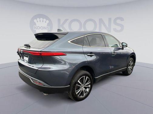 2023 Toyota Venza LE