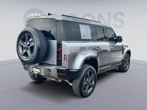 2021 Land Rover Defender 110 X-Dynamic SE