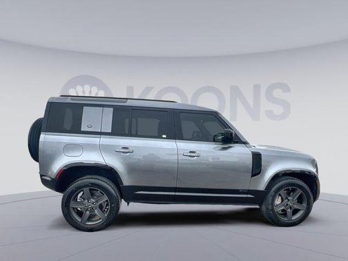 2021 Land Rover Defender 110 X-Dynamic SE
