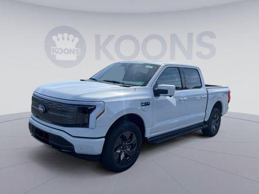 2025 Ford F-150 Lightning LARIAT