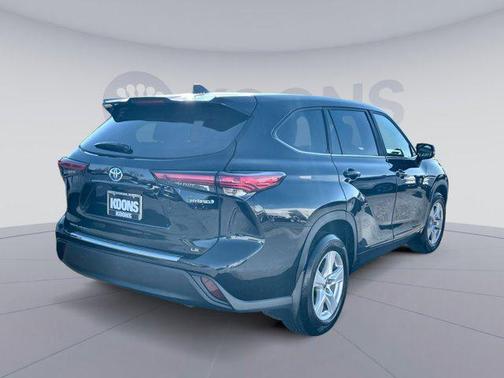 2023 Toyota Highlander Hybrid LE