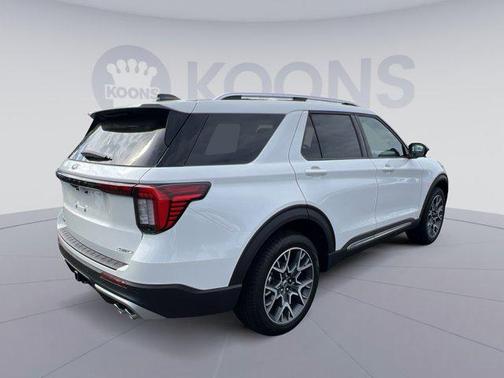 2025 Ford Explorer Platinum