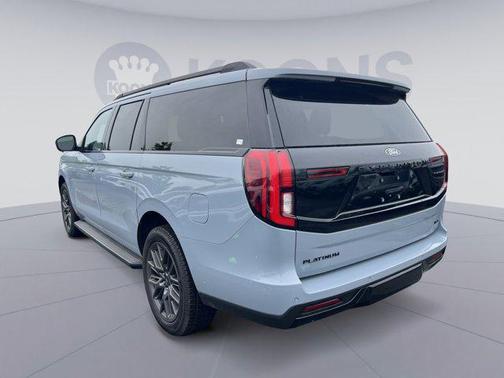 GLACIER GRAY MET TRI-COAT 2026 Ford Expedition Max Platinum