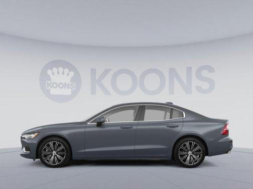 2020 Volvo S60 T6 Momentum