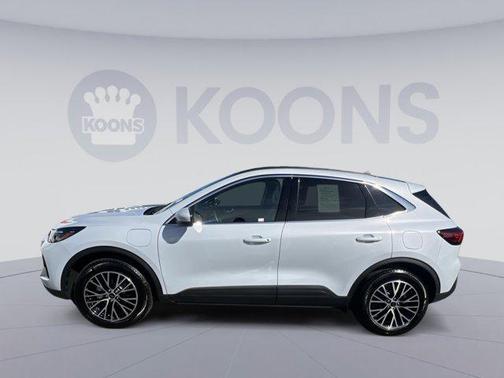 2025 Ford Escape PHEV Base