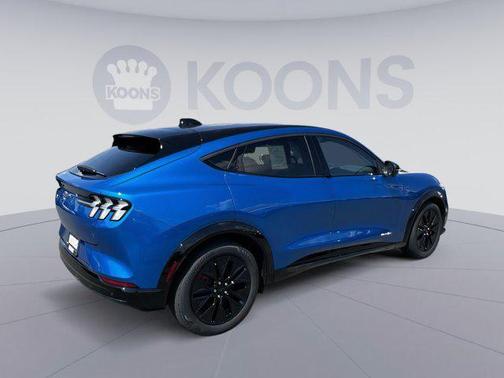 2025 Ford Mustang Mach-E Premium