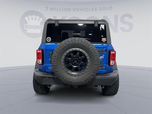 Photo 4 of 23 of 2021 Ford Bronco Black Diamond
