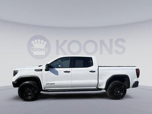 2025 GMC Sierra 1500 AT4X