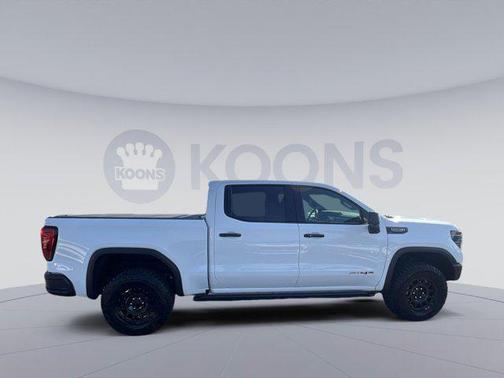 2025 GMC Sierra 1500 AT4X