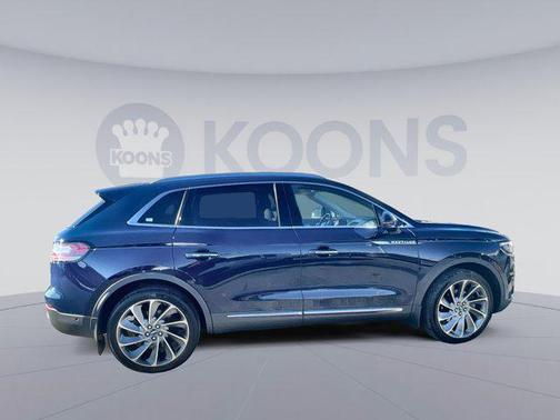 2019 Lincoln Nautilus Reserve