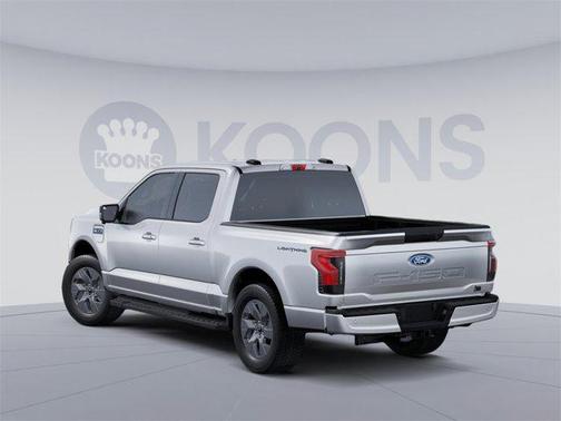 2025 Ford F-150 Lightning Flash