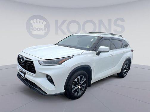 2021 Toyota Highlander XLE