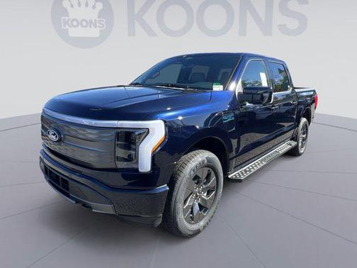 2025 Ford F-150 Lightning LARIAT