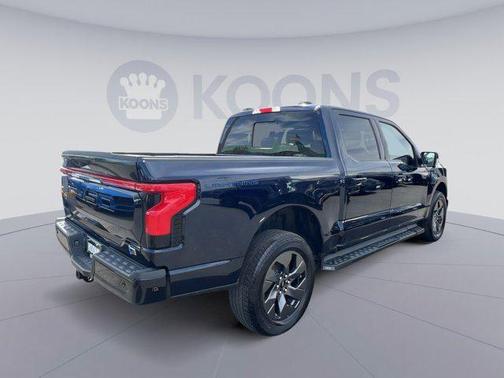 2023 Ford F-150 Lightning LARIAT