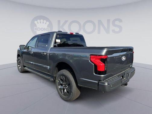 2025 Ford F-150 Lightning Flash