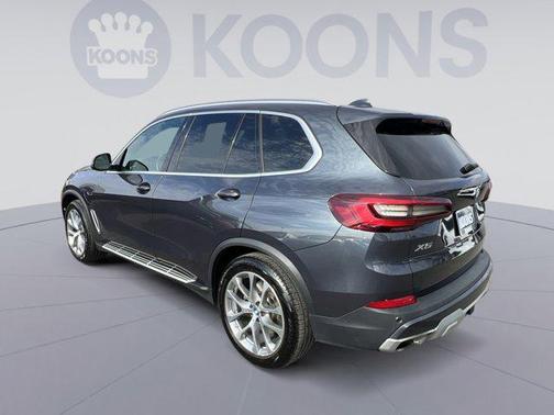 2022 BMW X5 PHEV xDrive45e