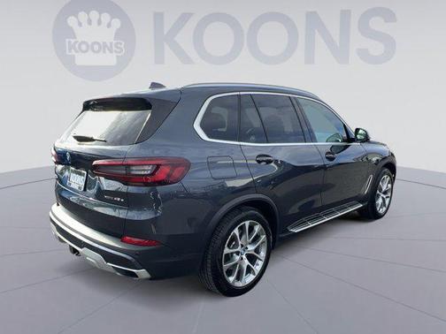 2022 BMW X5 PHEV xDrive45e