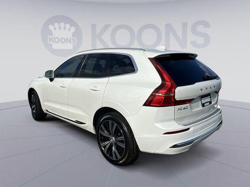 2022 Volvo XC60 B5 Inscription