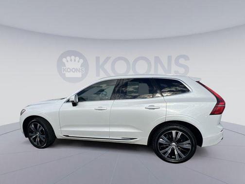 2022 Volvo XC60 B5 Inscription